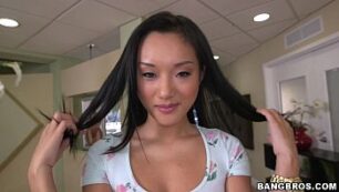 Alina Li