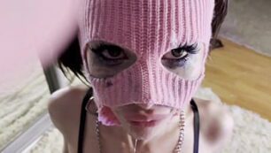 Crachat dans la bouche